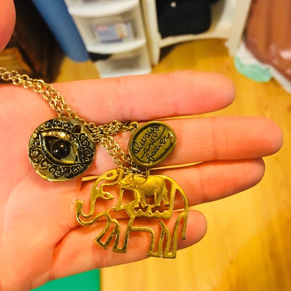 Costume jewelry from anthropology - Picture 8 of 8